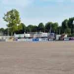 Hoofdveld krijgt na 11 jaar een nieuwe kunstgrasmat